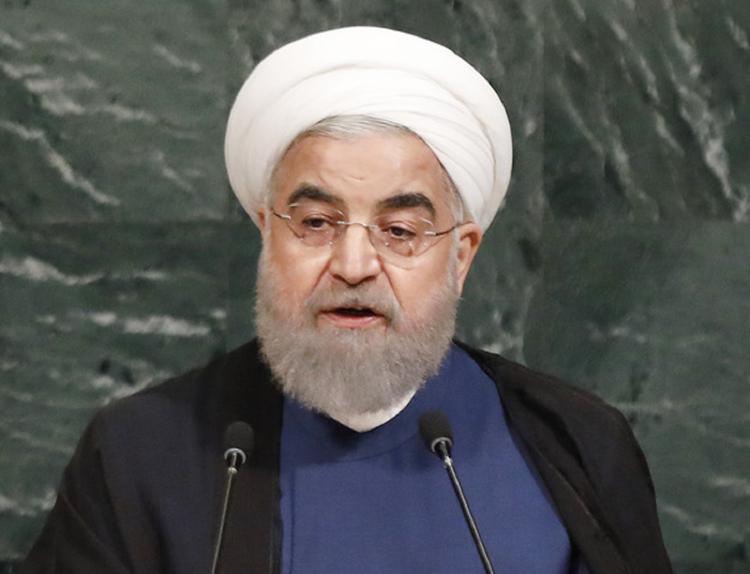 Роухани назвал причины массовых протестов, охвативших Иран