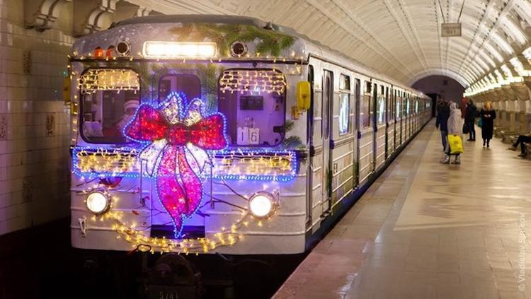 Кому развлечения, кому работа