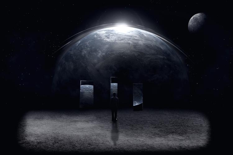 Китайские уфологи обнаружили на Луне гуманоида в кислородной маске