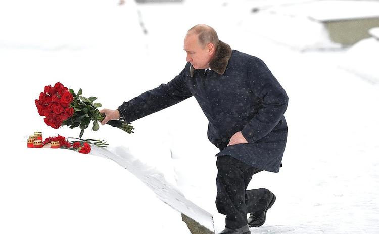 Путин посетил Петербург в день 75-летия прорыва блокады Ленинграда