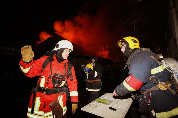Источник: пожар в центре Москвы унес жизни трех человек