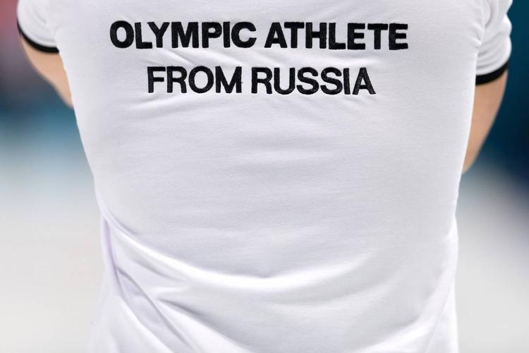 Спортсмены из РФ успели отдать первую победу американцам на ОИ-2018