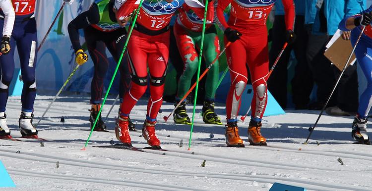 Россияне Спицов и Большунов заняли второе место в командном спринте на Олимпиаде