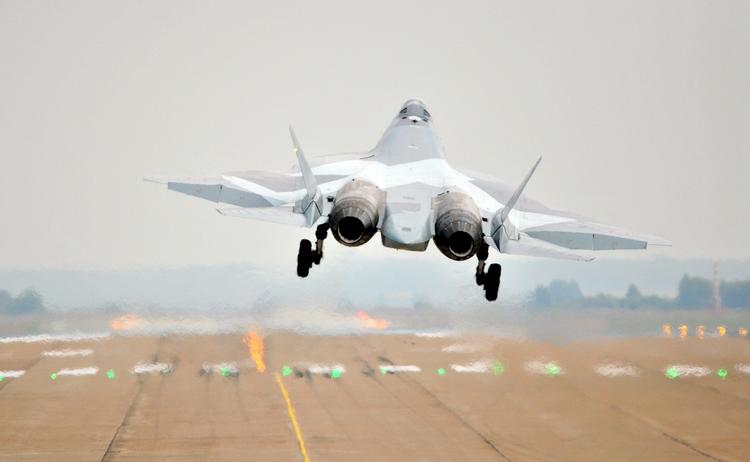 Эксперты раскрыли цели переброски российских Су-57 в Сирию