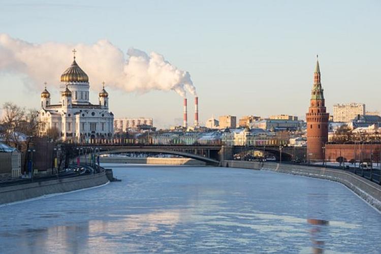 В Москве из-за сильных морозов увеличили количество автобусов