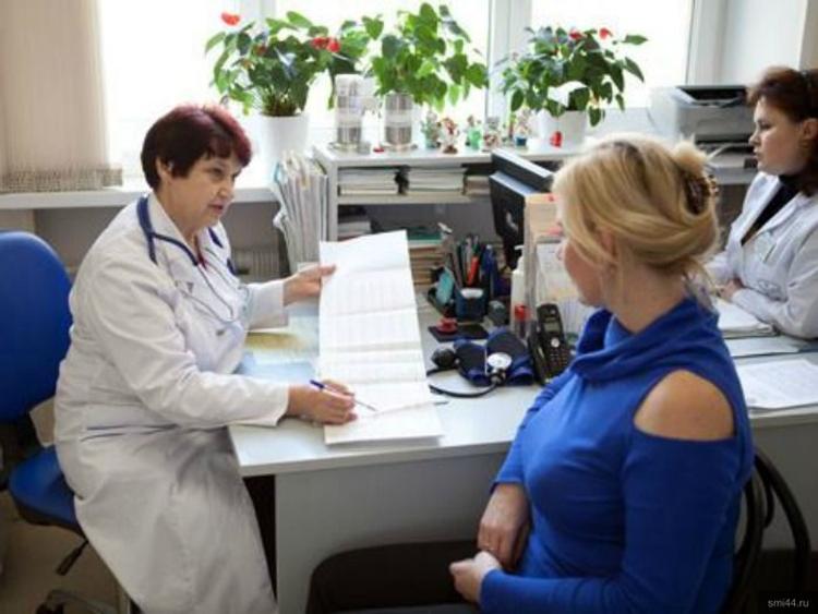 В Москве врачей начали учить вежливому общению с пациентами