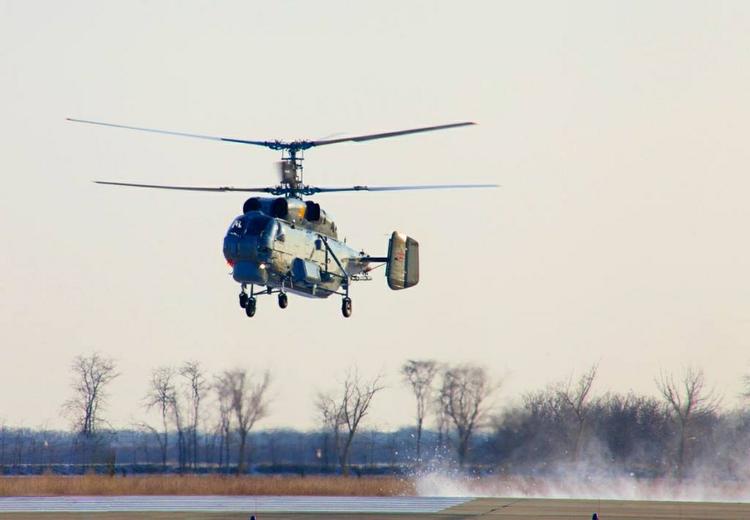Вдоль линии соприкосновения летают боевые вертолеты Украины, сообщается о взрыве