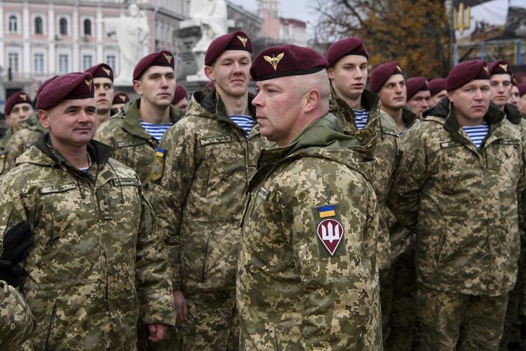 Разочарованные в армии украинские офицеры начали массово увольняться из ВСУ