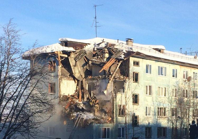 Еще один человек скончался в Мурманске после взрыва газа в жилом доме