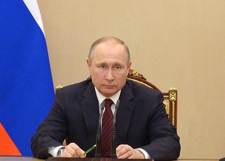 В Кремле прокомментировали возможность поездки Путина в Кемерово