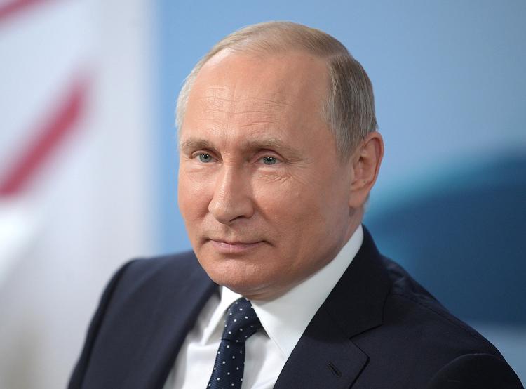 Путин «незримо присутствовал» на саммите G7 в Торонто