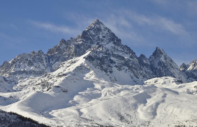 Пропавшую в Альпах туристку перестали искать до понедельника