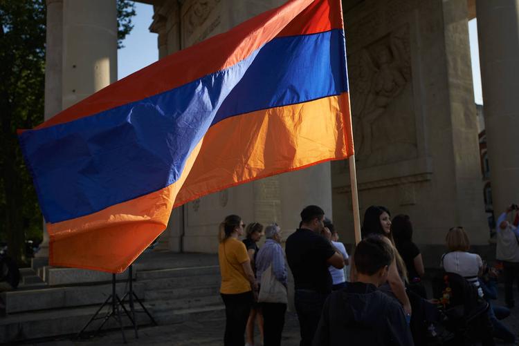 Пашинян официально выдвинут на пост премьер-министра Армении