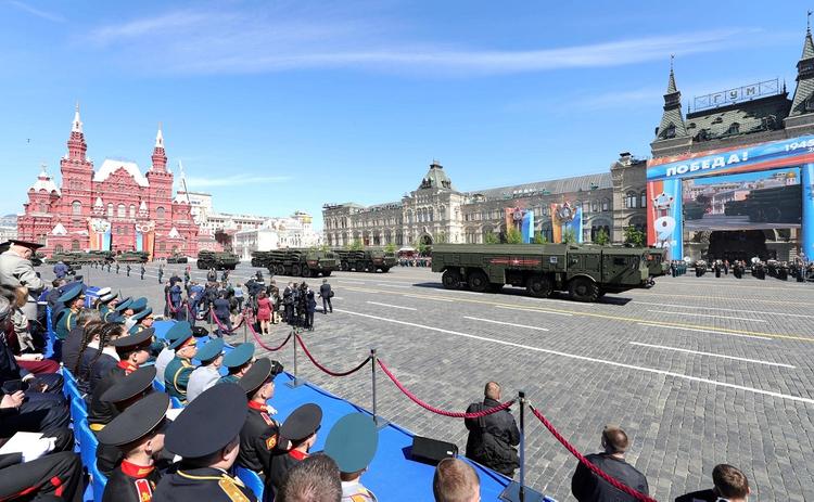 Оттесненный охраной Путина ветеран рассказал о своих впечатлениях от парада