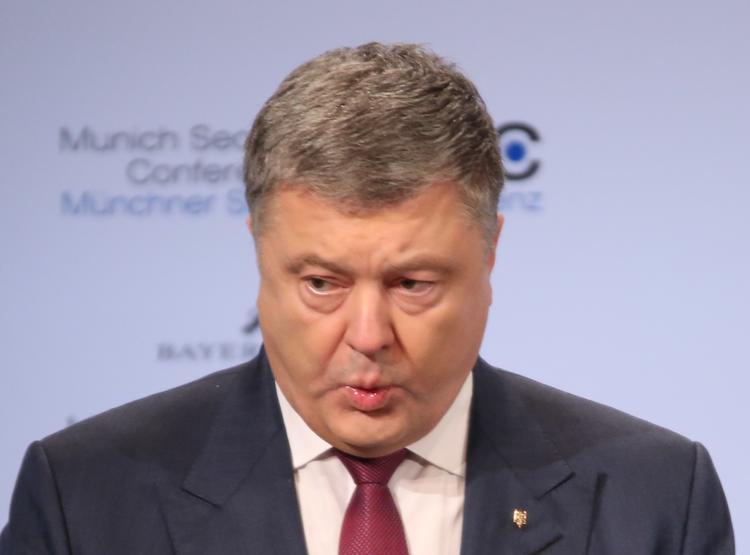 Порошенко принял "окончательное и бесповоротное" решение о будущем Украины