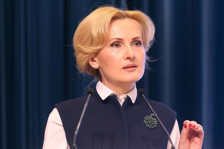 Яровая назвала "свидетельством утраты эстетики" статью Bild о букете для Меркель