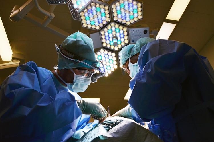 Минздрав: врачи сделали максимум для спасения онкобольной из Апатитов