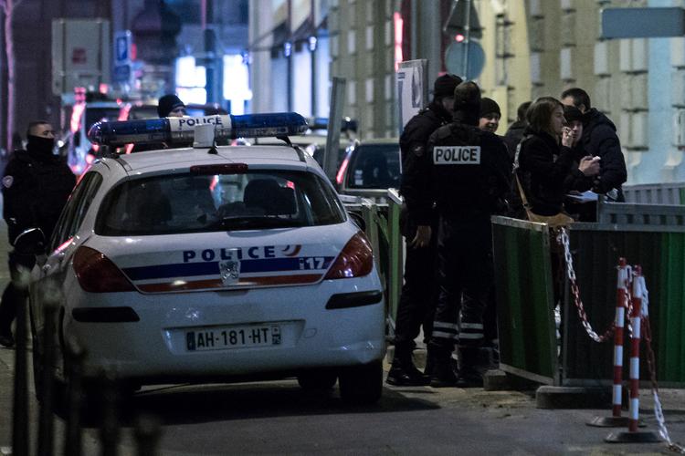Во французском Марселе из автомата застрелили двух мужчин