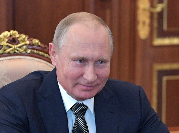 Граждане России направили к Прямой линии с Путиным 225 тысяч вопросов