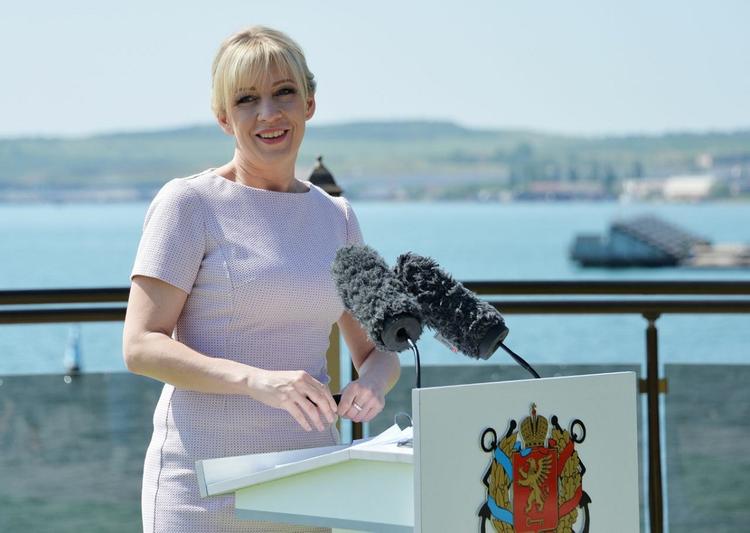 Захарова прокомментировала желание Норвегии удвоить число военных США в стране