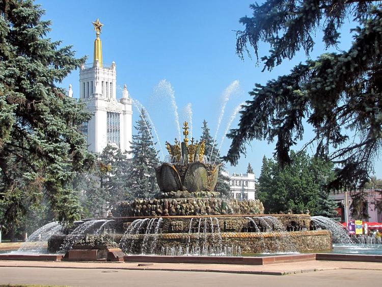 В МЧС предупреждают о сильной жаре в Москве 23 июня