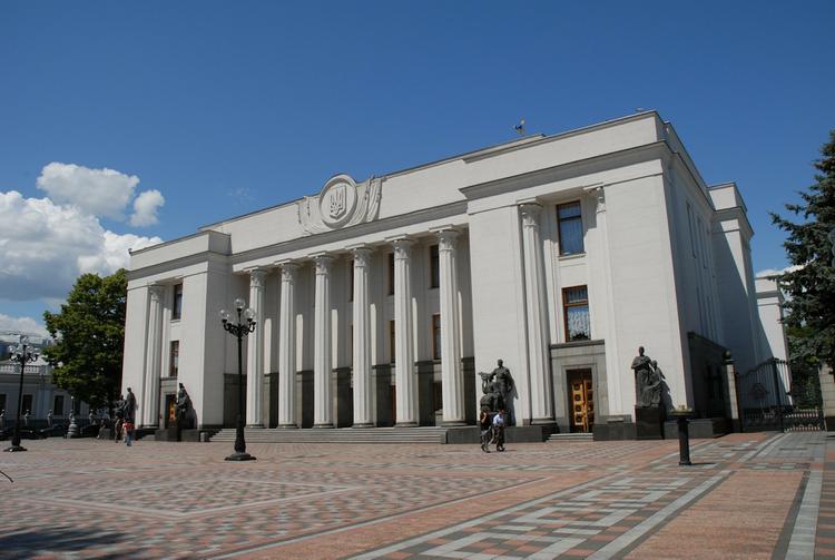 Верховная рада сообщила о готовности обменять осужденных граждан России