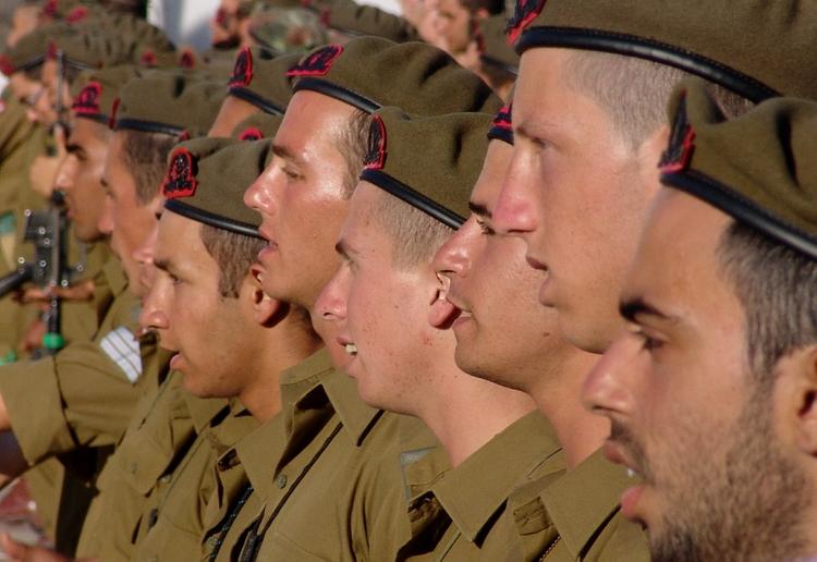 Армия Израиля объявила мобилизацию резервистов