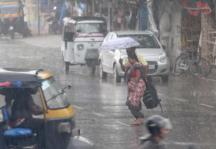 В Индии из-за муссонных дождей погибли более 500 человек