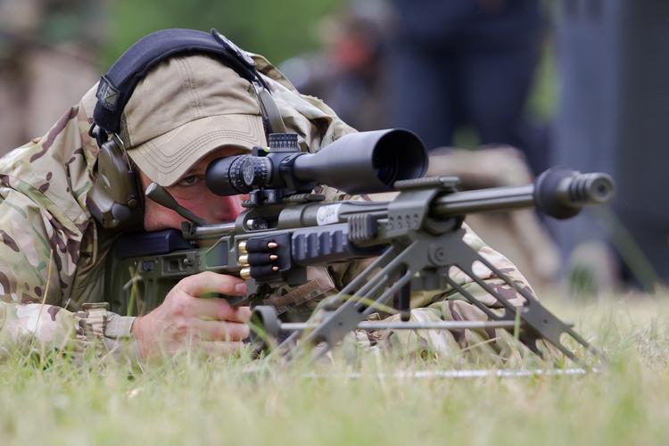 Вооруженный конфликт в Донбассе показали на видео глазами снайперов ВСУ