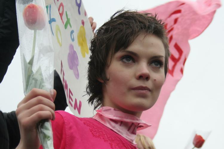 Эксперт прокомментировал смерть активистки FEMEN