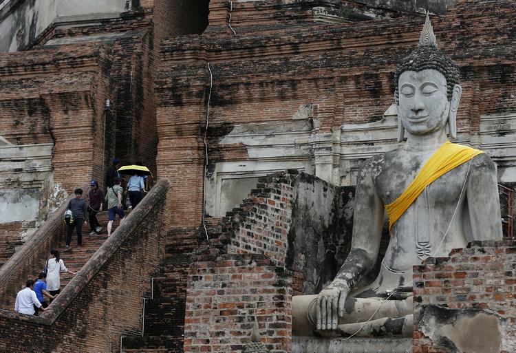 Как спасенных из пещеры в Таиланде посвящали в буддийские послушники