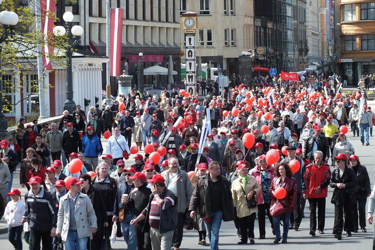 Волна протестов против повышения пенсионного возраста намечается на сентбрь