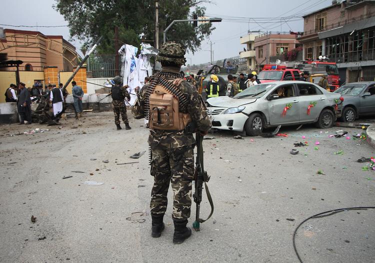 Появились подробности взрыва в мечети на востоке Афганистана: 15 погибших