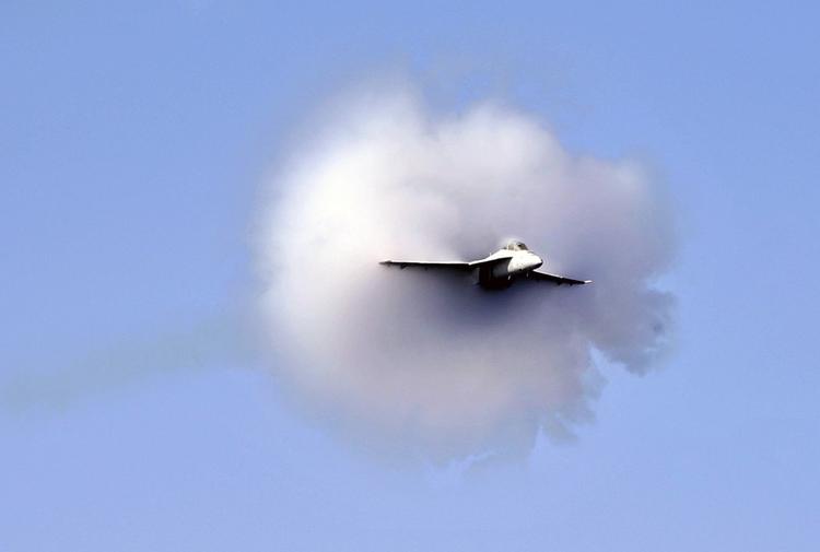 Истребитель ВВС Испании произвел пуск боевой ракеты в небе над Эстонией ошибочно