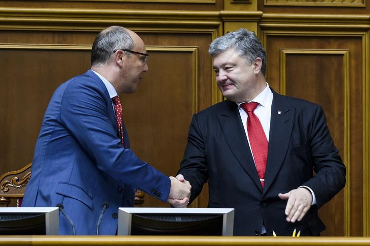 Политолог сообщил о планах украинской власти сбежать из страны после выборов