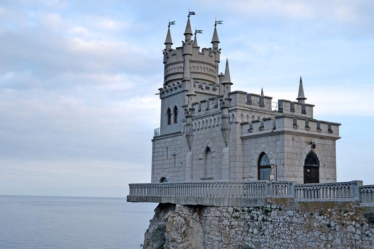 Крым с начала  года  посетили около миллиона украинских туристов