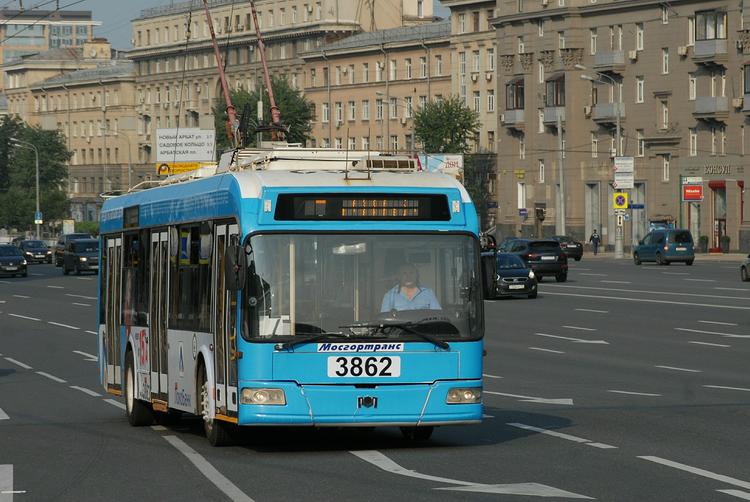 Мужчина забыл в троллейбусе Читы миллион рублей