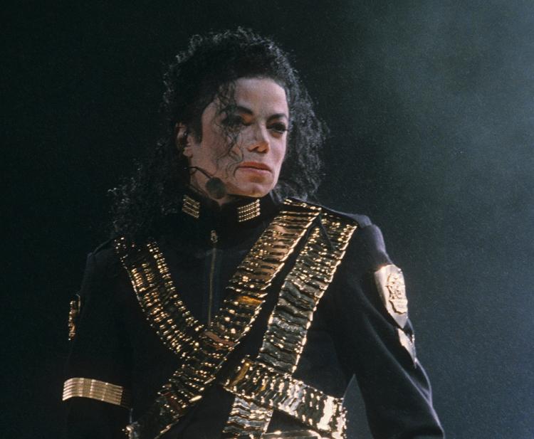 В посмертном альбоме Майкла Джексона нашли подделки
