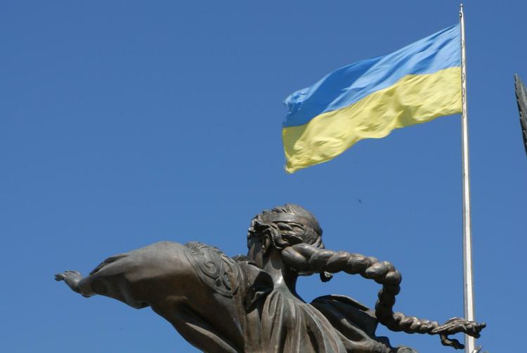 Порошенко рассказал о "волшебных защитницах Украины"