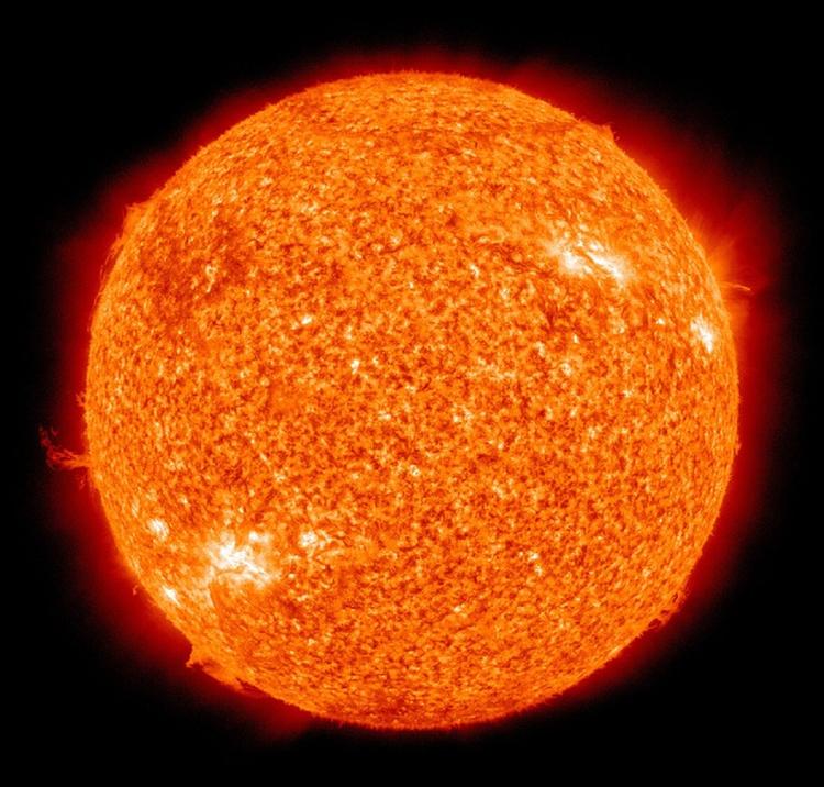 На Солнце выявлена необычная активность