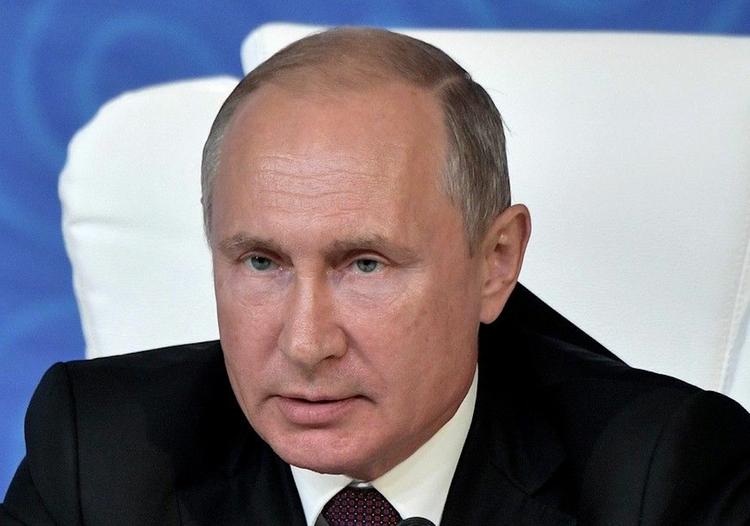 Путин в ходе телеобращения объявил о смягчении пенсионной реформы