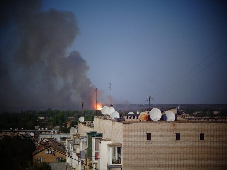 Пожар в Реутове: загорелся и взорвался фитнес-клуб
