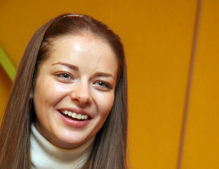 Актриса Марина Александрова призналась, что подруги завидуют ей из-за мужа