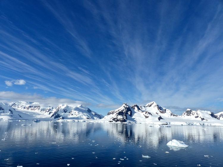 Ученые создали новую карту Антарктиды