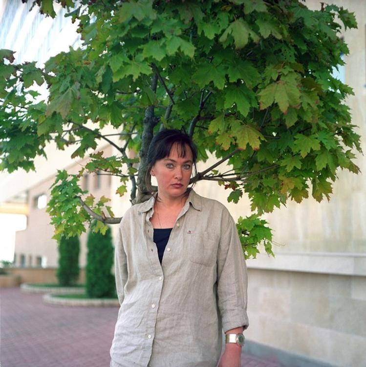 Архивное фото Ларисы Гузеевой заставило вспомнить 90-е