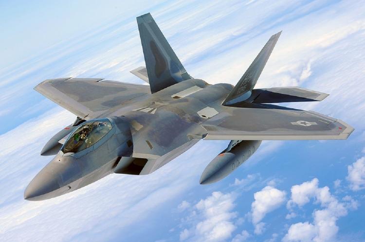 Американские СМИ: F-22 потерпит поражение от российских истребителей‍