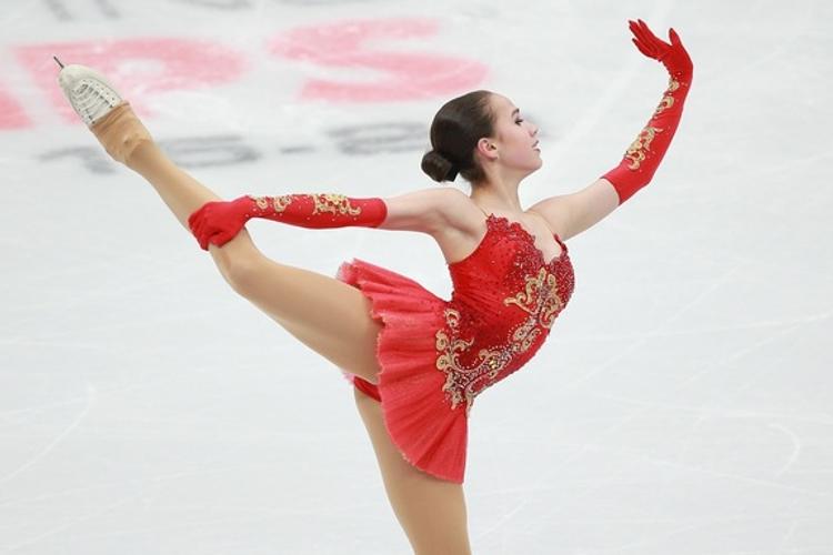 Загитова  стеснялась радоваться победе на Олимпиаде при  Медведевой