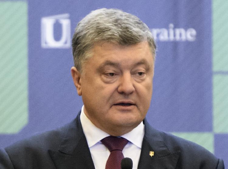 Порошенко заявил, что "фантастический" украинский народ возвращается в ЕС