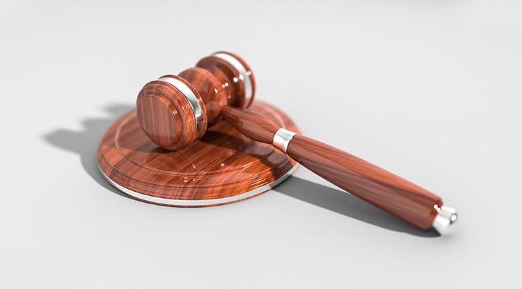В Серпухове суд вынес решение в отношении мужчины, лишившего жену кистей рук