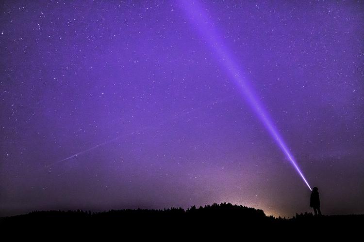 В Иркутской области собрали людей, чтобы посмотреть на метеорный поток Дракониды